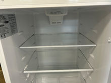 Load image into Gallery viewer, Frigidaire 17.6 cu ft White Top Freezer Refrigerator - 7696
