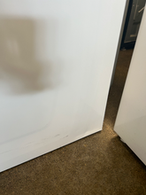 Load image into Gallery viewer, Whirlpool 7.0 cu ft Moisture Sensing White Gas Dryer - 7616

