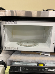 Samsung Stainless Microwave - 5602