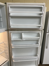 Load image into Gallery viewer, Estate by Whirlpool Refrigerator - 5494
