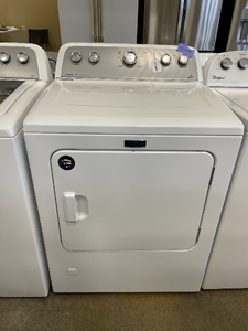 Maytag Washer and Gas Dryer Set - 6137 - 6120