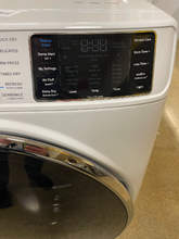 Load image into Gallery viewer, GE Front Load Washer and Electric Dryer Set - 5961 - 5972
