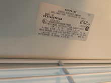 Load image into Gallery viewer, (T08141) Hotpoint Refrigerator - 8141
