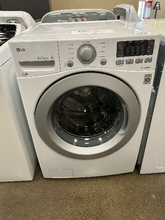 Load image into Gallery viewer, LG Washer - 7509
