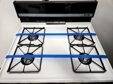 Load image into Gallery viewer, Hotpoint Gas Stove - 8153
