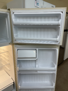 Hotpoint Bisque Refrigerator - 5584