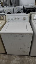 Load image into Gallery viewer, (T09117) Kenmore Washer -9117
