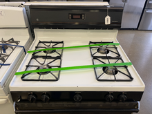 Load image into Gallery viewer, GE Gas Stove - 5778
