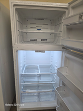 Load image into Gallery viewer, Frigidaire 18.3 cu ft White TOp Freezer Refrigerator - 7674
