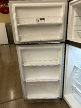 Load image into Gallery viewer, Frigidaire 20 cu ft Stainless Top Freezer Refrigerator - 7675
