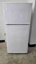 Load image into Gallery viewer, Seasons Refrigerator - 8370
