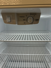 Load image into Gallery viewer, GE 15.6 Cu. Ft. White Top-Freezer Refrigerator - 7318
