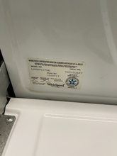 Load image into Gallery viewer, Whirlpool Gas Dryer - 5428
