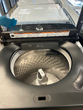 Load image into Gallery viewer, Whirlpool Volcano Black Washer &amp; Gas Dryer Set - 7611 - 7624
