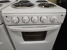 Load image into Gallery viewer, Amana 19.5"w Coil Electricc Stove - 7881
