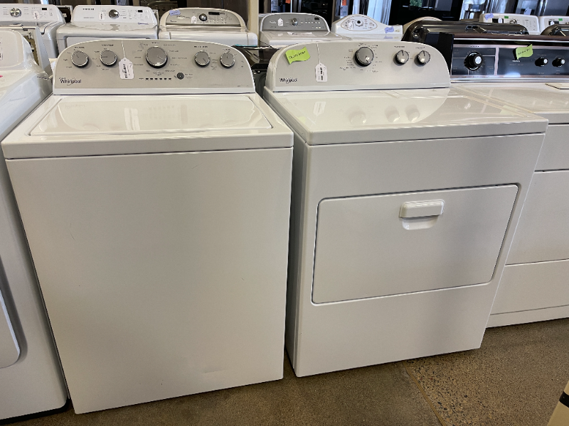 Whirlpool Washer and Electric Dryer Set - 4806 - 4790