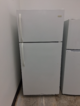 Load image into Gallery viewer, Frigidaire Refrigerator - 08264
