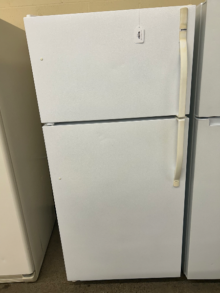 Kenmore Refrigerator - 7516