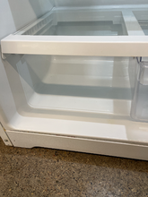 Load image into Gallery viewer, GE Refrigerator - 5617
