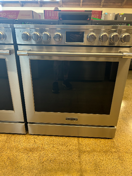Frigidaire Professional Stainless Steel Gas Stove - 7226
