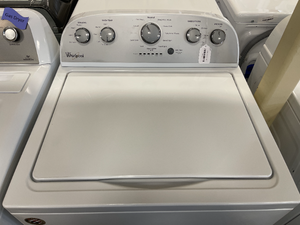 Whirlpool Washer and Gas Dryer Set - 6138 - 6140