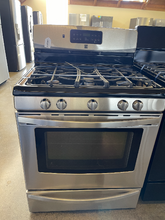 Load image into Gallery viewer, Kenmore Stainless Gas Stove - 3942
