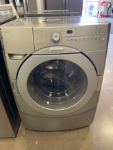 Load image into Gallery viewer, KitchenAid Front Load Washer - 4559
