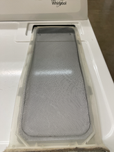 Load image into Gallery viewer, Whirlpool Gas Dryer - 3640
