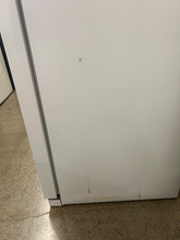 Load image into Gallery viewer, Frigidaire 25.6 cu ft White Side by Side Refrigerator - 7255

