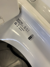 Load image into Gallery viewer, Maytag Bravo Washer - 5541
