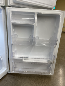 GE 19.2 Cu. Ft. Refrigerator - 5985