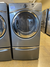 Load image into Gallery viewer, Whirlpool Washer and Gas Dryer Set - 6166 - 6127
