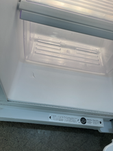 Load image into Gallery viewer, Amana Side by Side Refrigerator - 5879
