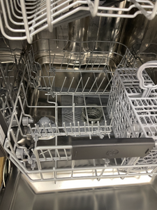 GE - 18 in. Stainless Steel Dishwasher - 5942