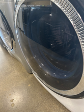 Load image into Gallery viewer, GE 4.7 cu Ft. Front Load Washer - 6837
