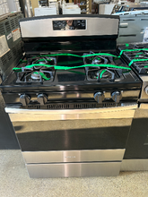 Load image into Gallery viewer, Amana Gas Stove - 6973
