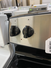 Load image into Gallery viewer, GE Stainless Electric Stove - 5515
