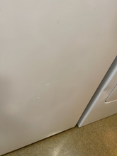 Load image into Gallery viewer, Whirlpool - 4.7-4.8 Cu. Ft. Washer - 6053
