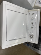 Load image into Gallery viewer, Kenmore Washer - 5852
