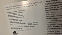 Load image into Gallery viewer, (T08483) Frigidaire Refrigerator - 8483
