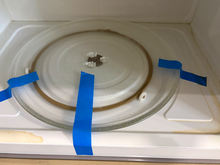 Load image into Gallery viewer, (T08881) Goldstar Microwave - 8881
