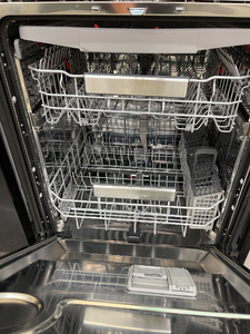 Samsung Stainless 39 dBA Dishwasher - 4237