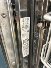 Load image into Gallery viewer, GE Stainless Dishwasher - T07309
