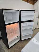 Load image into Gallery viewer, Amana Refrigerator - 8129
