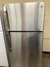 Load image into Gallery viewer, GE 17.5 cu Ft. Stainless Refrigerator - 6824
