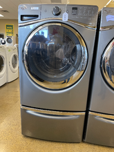 Load image into Gallery viewer, Whirlpool Washer and Gas Dryer Set - 6166 - 6127
