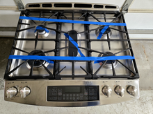 Load image into Gallery viewer, (T08700) GE Gas Stove - 8700
