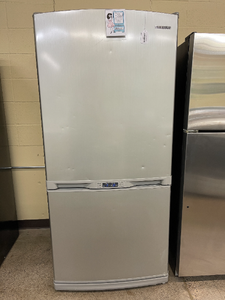 Samsung Gray Bottom Freezer Refrigerator - 4920