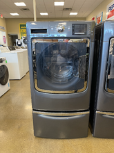 Load image into Gallery viewer, Maytag on Pedestal Washer and Electric Dryer Set - 6165 - 6164
