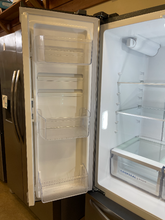 Load image into Gallery viewer, Frigidaire 17.6 cu ft French Door Refrigerator - 3976
